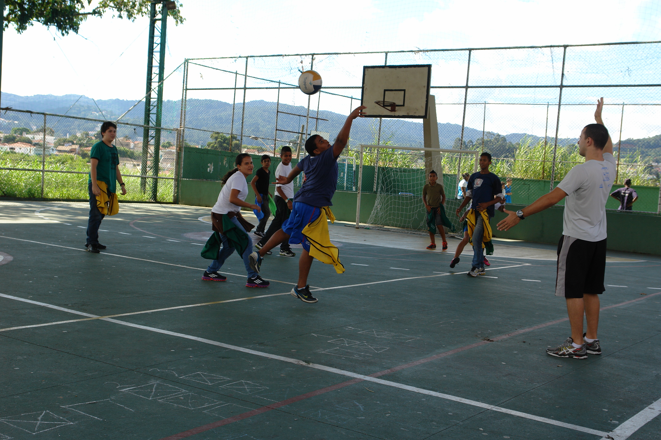 Educação Física escolar, Jogos e Brincadeiras.