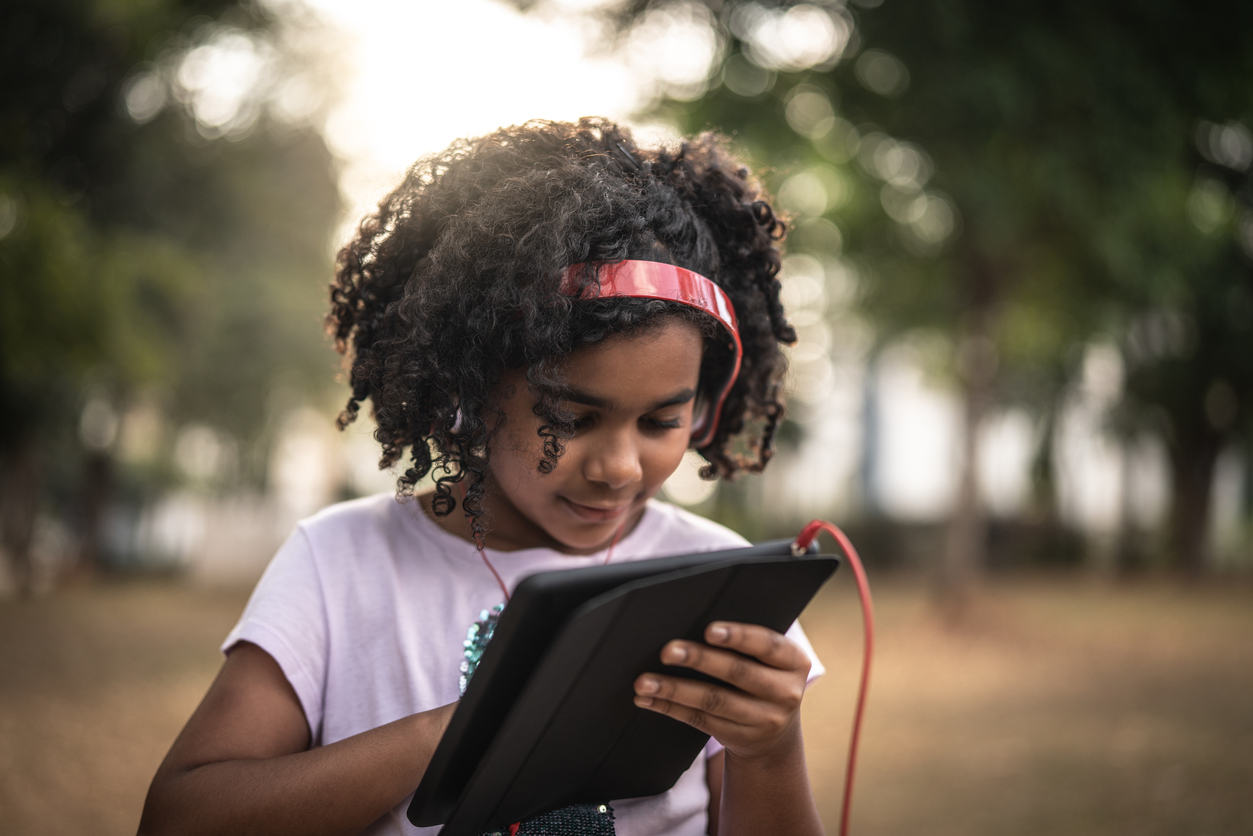 EducaMídia: conheça o programa de educação midiática para crianças e ...