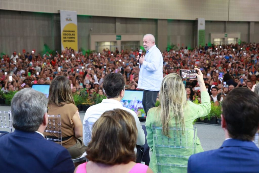 Presidente Lula sanciona o Programa Escola em Tempo Integral