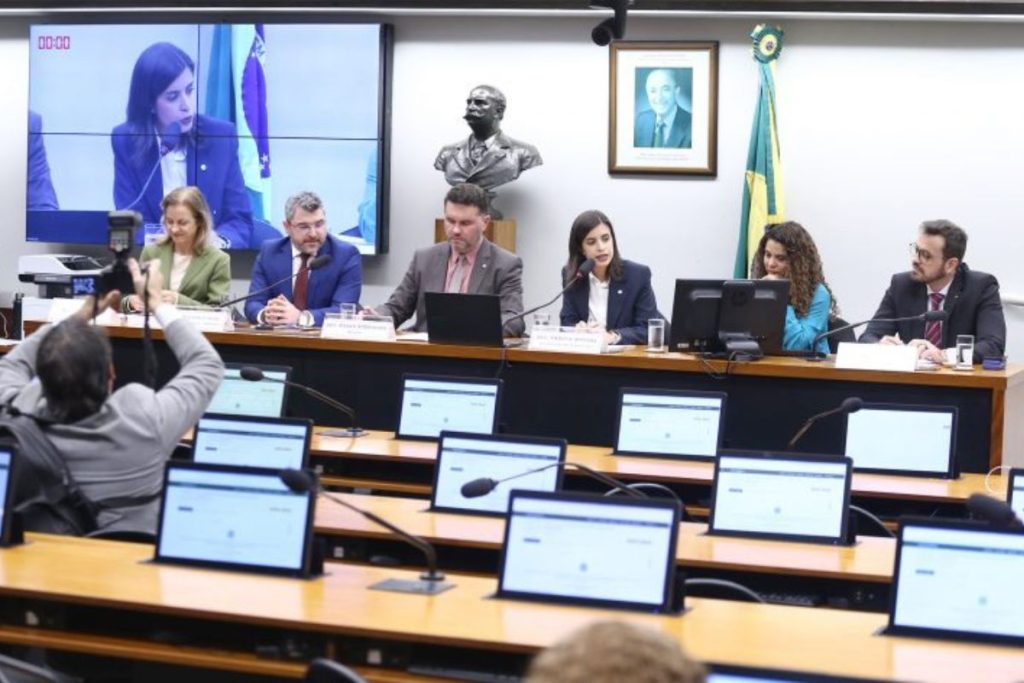Comissão na Câmara dos Deputados discute o novo Plano Nacional de Educação (PNE)