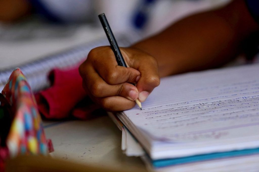 Especialistas discutem a importância e os desafios do novo Plano Nacional de Educação (PNE) e a questão da equidade