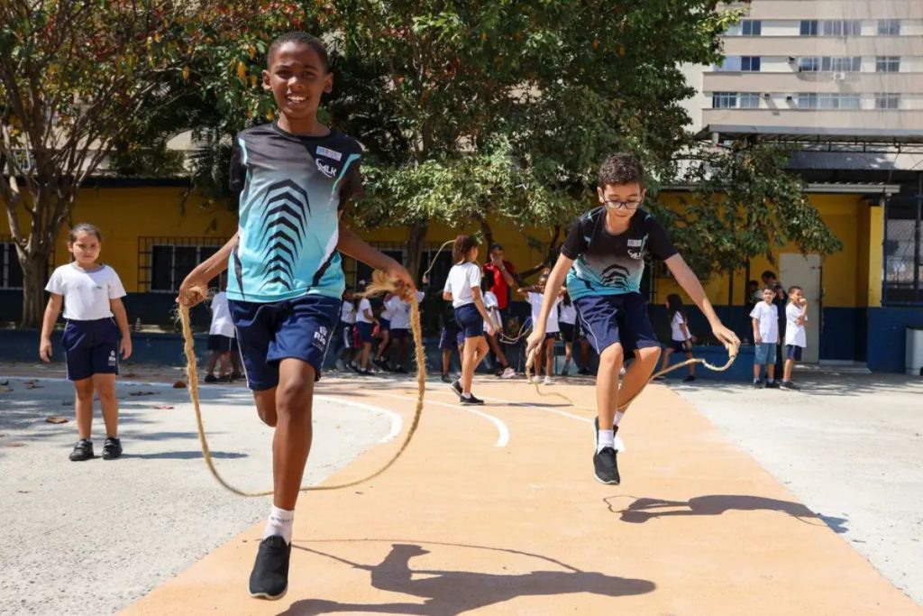 3 cursos sobre intersetorialidade e Educação para fortalecer sua formação 