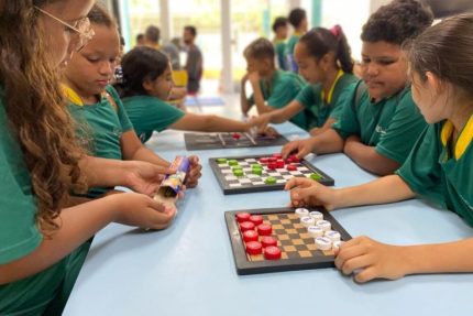 Como os territórios educativos podem apoiar o tempo integral na escola