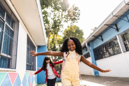 Manifesto defende a Educação Integral como caminho para reencantar a escola pública, enfrentar as desigualdades educacionais e responder aos desafios do nosso tempo